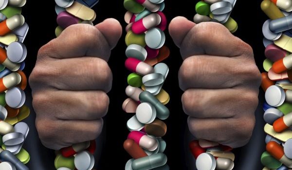 FDA Panel Calls for Mandatory Opioid Training