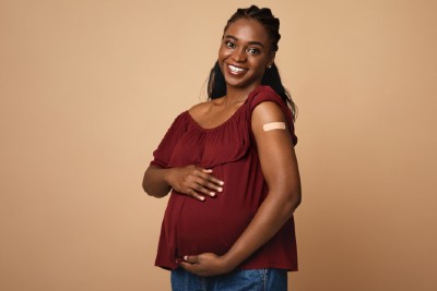 ACOG Recommends Moms Get COVID Vaccines ACOG Recommends Moms Get COVID Vaccines