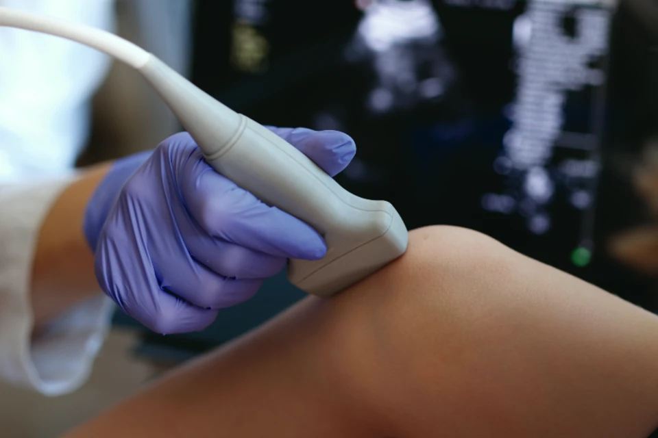POCUS on Knee of Child in Urgent Care, Urgent Care POCUS and ED Transfers