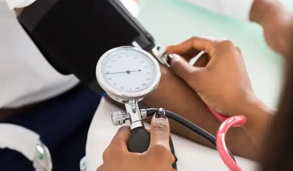Hot Days Temporarily Reduce Blood Pressure 